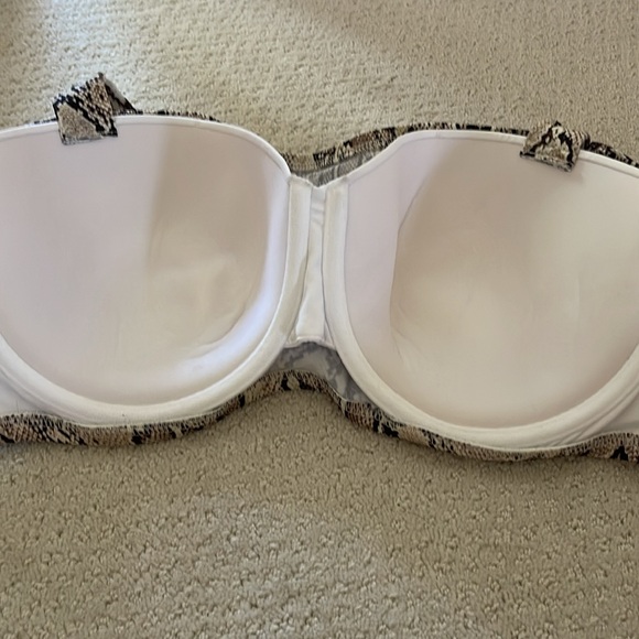 Shade & Shore Bikini Top - Picture 5 of 9
